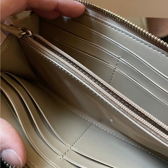 Coach Wallet - Picture 2 of 4